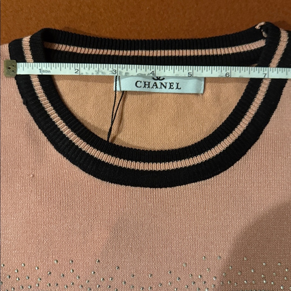 Chanel Mauve Sweater Bling - Picture 4 of 17